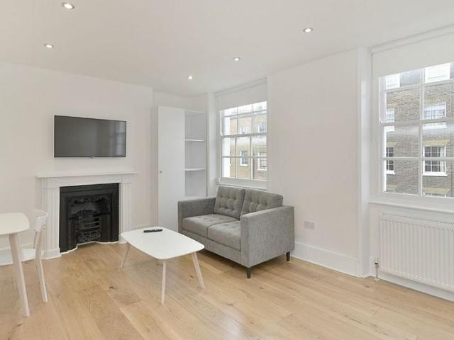 Apartment for rent in Marylebone, Greater London