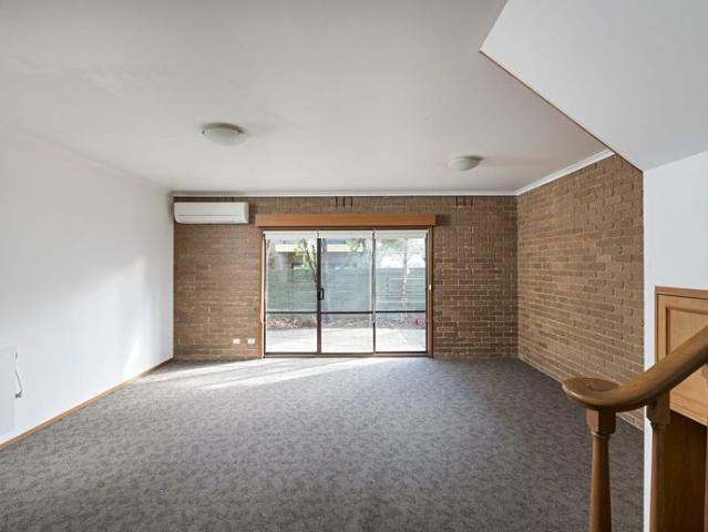 Townhouse for rent in North Melbourne, Melbourne