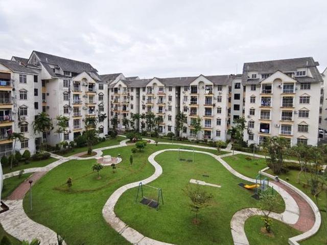 Condominium for sale in Langat, Selangor