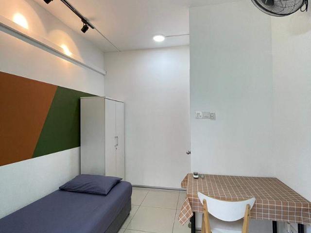 Room for rent in Petaling, Alam Impian