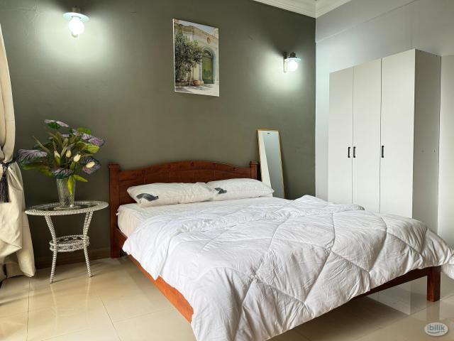 Room for rent in Georgetown, Penang