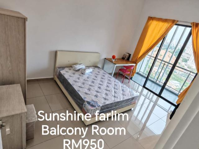 Room for rent in Farlim, George Town