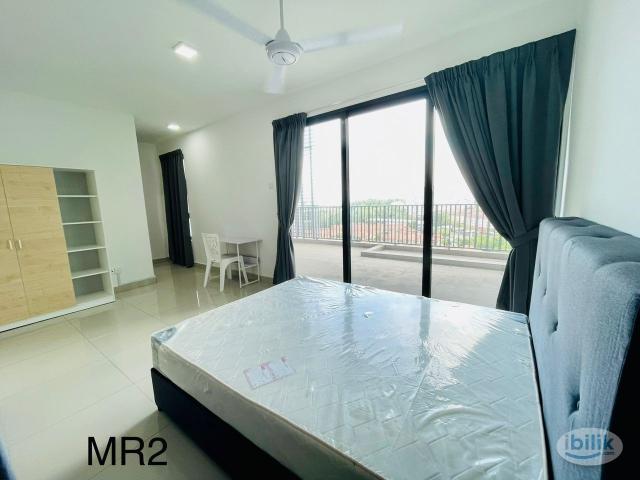 Room for rent in Petaling, Alam Impian