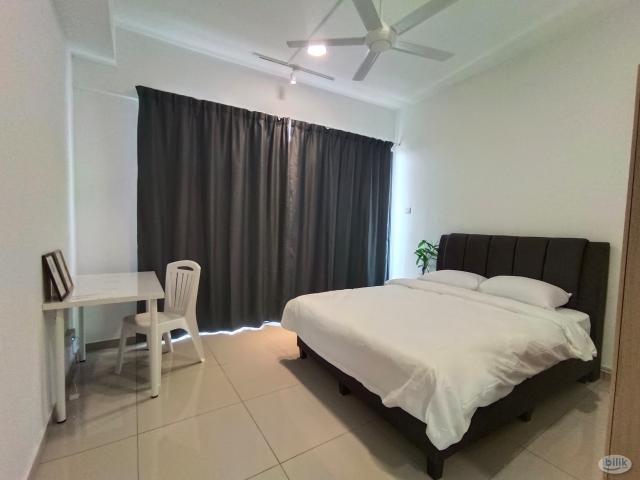 Room for rent in Petaling, Alam Impian