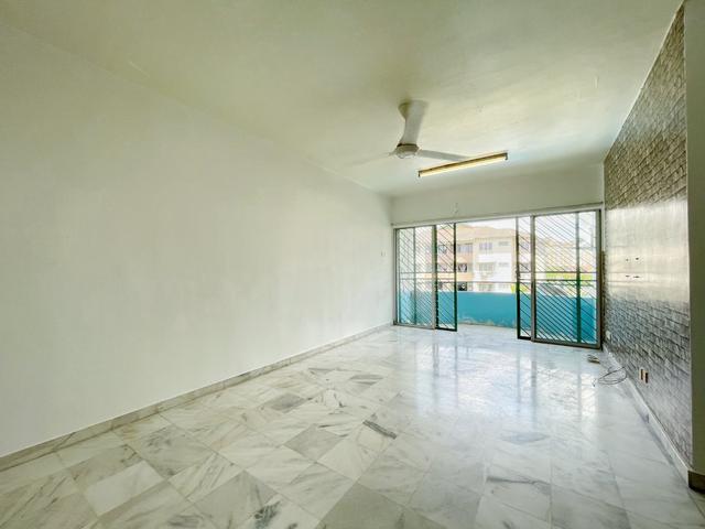 Apartment for sale in Petaling, Subang Jaya