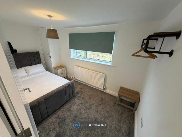 Room for rent in Alverton, East Midlands