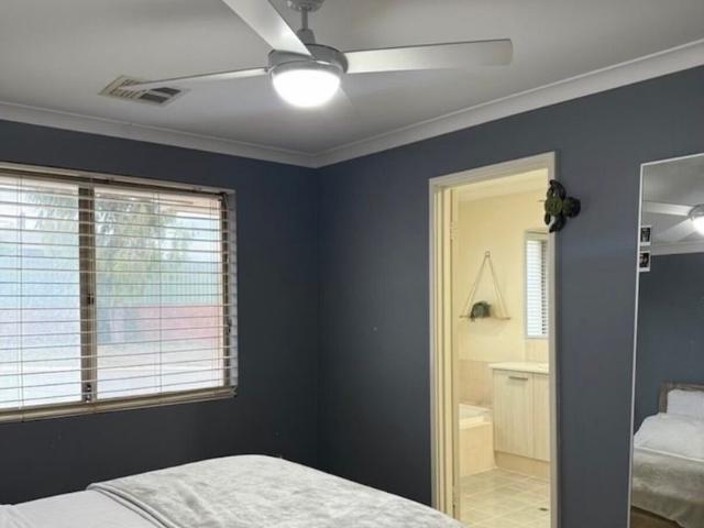Room for rent in Cockburn, Western Australia