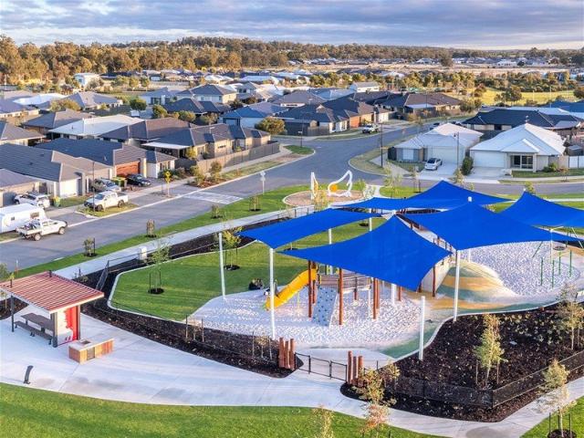 Cottage for sale in Baldivis, Western Australia