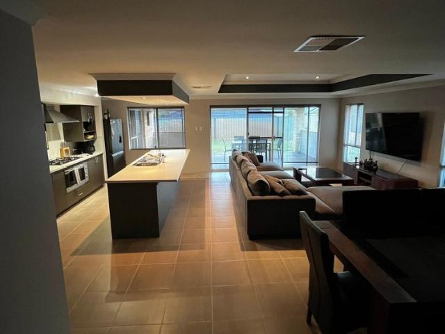 Room for rent in Baldivis, Western Australia