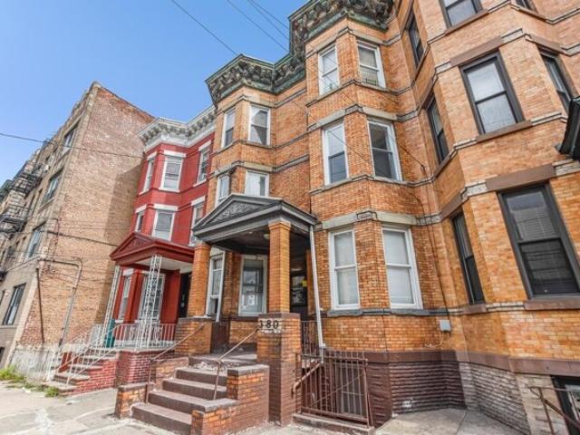 Condo for sale in Hudson, New Jersey