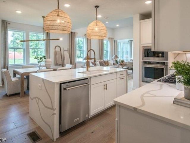 Condo for sale in Far Hills, New Jersey