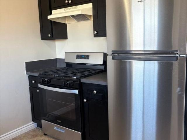 Apartment for rent in Canoga Park, California