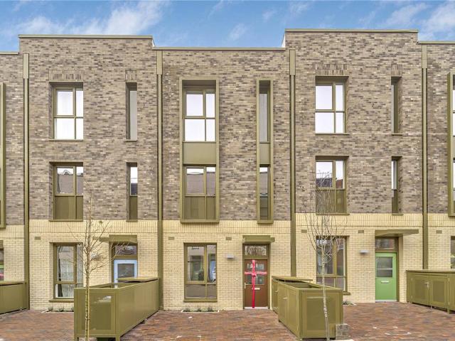 House for rent in Kidbrooke, Greater London