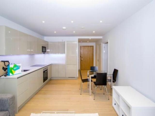 Apartment for rent in Elephant and Castle, Greater London