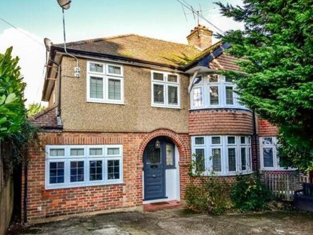House for sale in Batchworth, Hertfordshire