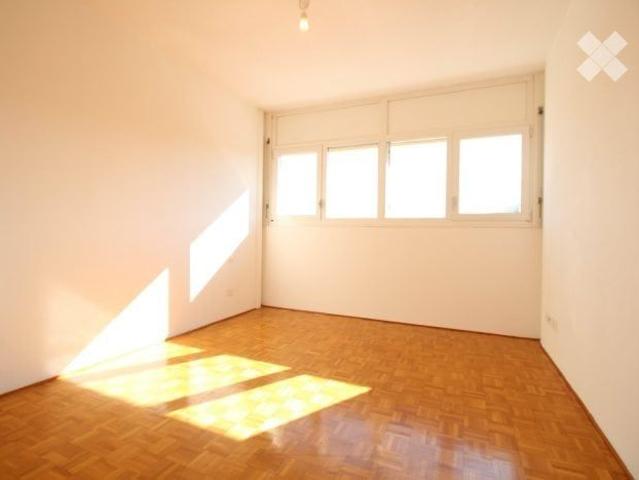 Apartment mieten in Pedrinate, Chiasso