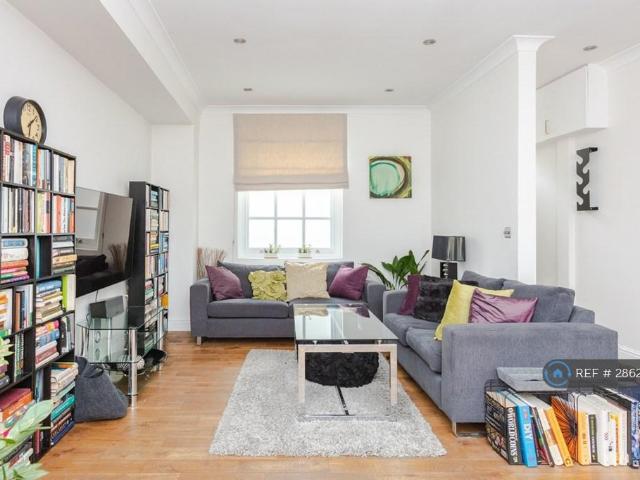 House for rent in Barnsbury, Greater London