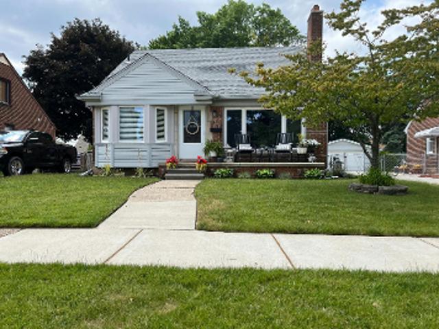 House for sale in Robinson Gardens Subdivision, Allen Park