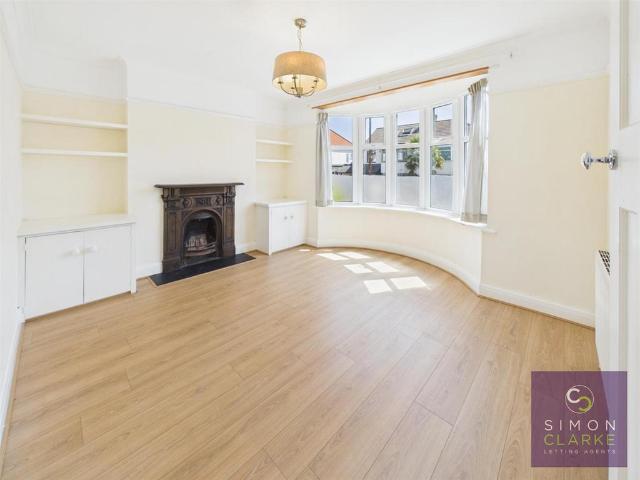 House for rent in Brunswick Park, Greater London