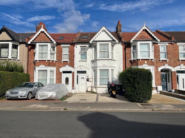 Apartment for rent in London Borough of Redbridge, Greater London