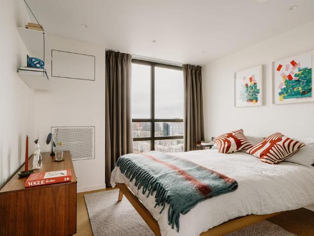 Apartment for rent in Brownfields, Greater London