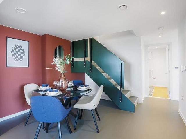 House for rent in Poplar Grove, Greater London