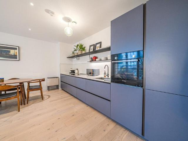 Apartment for rent in London Borough of Wandsworth, Greater London