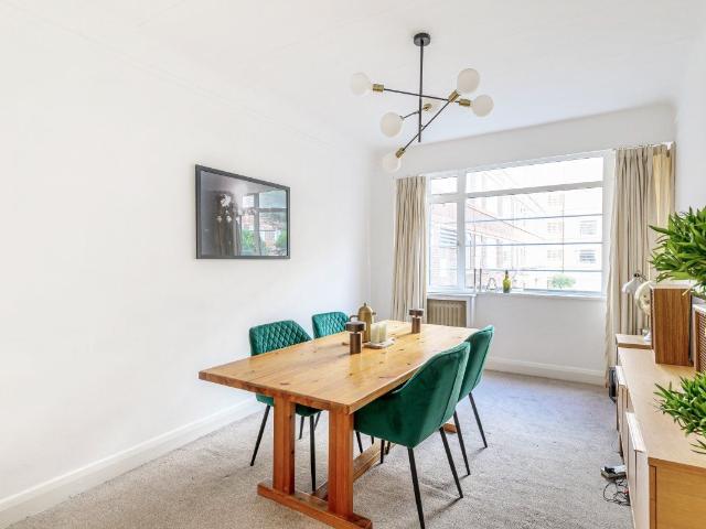 Apartment for rent in Balham, Greater London