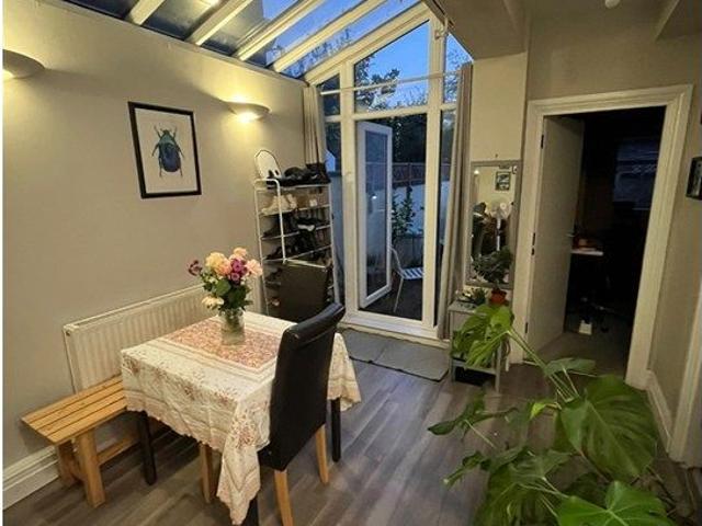 Apartment for rent in Upper Tooting, Greater London