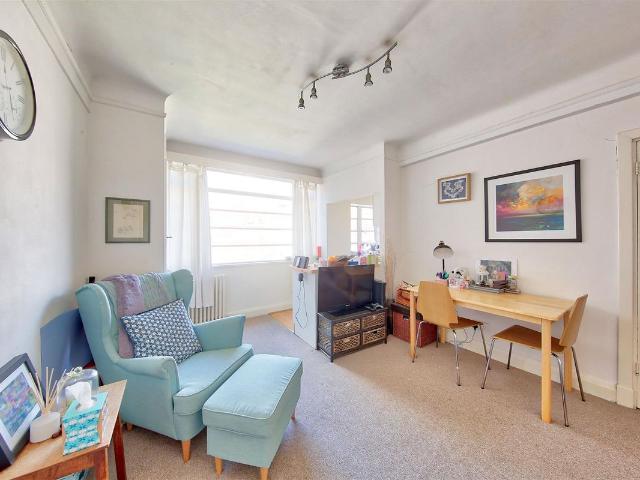 Apartment for rent in Balham, Greater London
