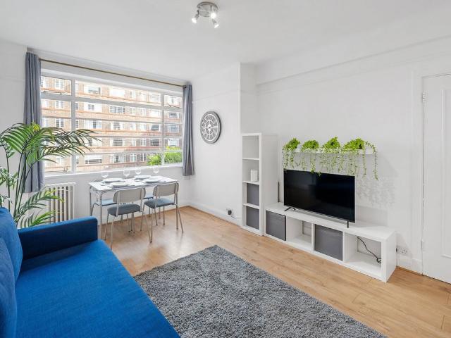 Apartment for rent in London Borough of Wandsworth, Greater London