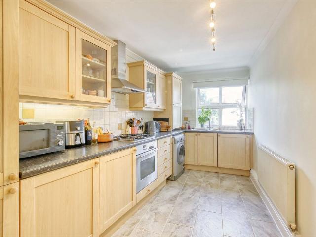 Apartment for rent in Balham, Greater London