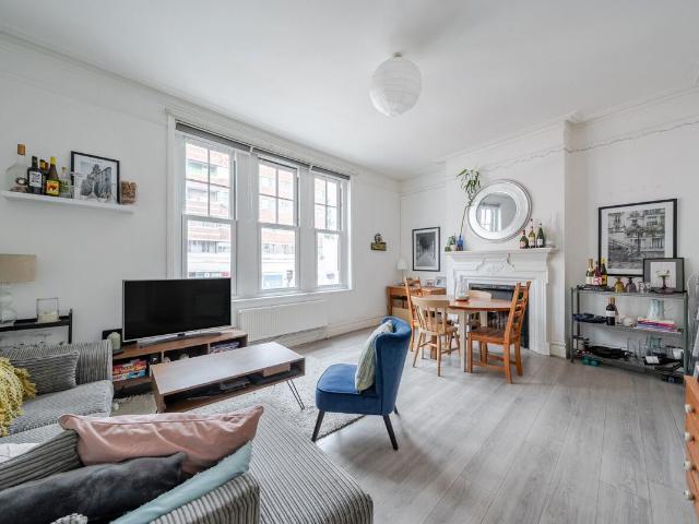 Apartment for rent in Clapham, Greater London