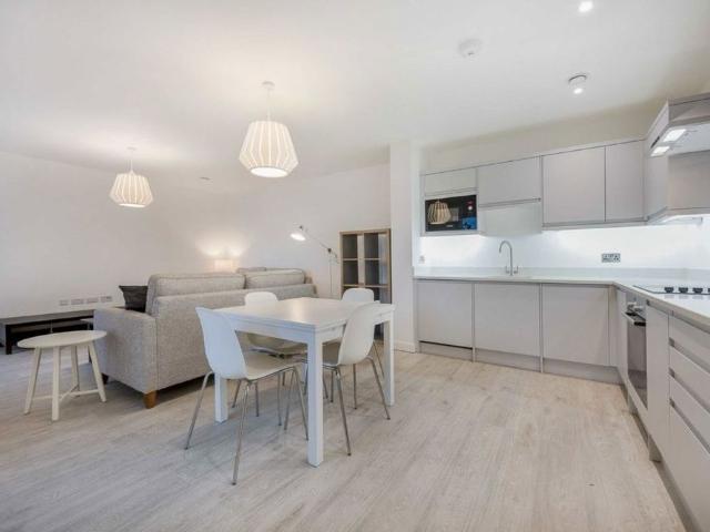 Apartment for rent in London Borough of Lambeth, Greater London