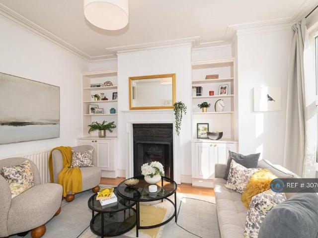 Apartment for rent in London Borough of Wandsworth, Greater London