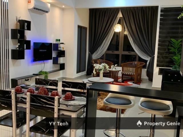 Condominium for sale in Malaka