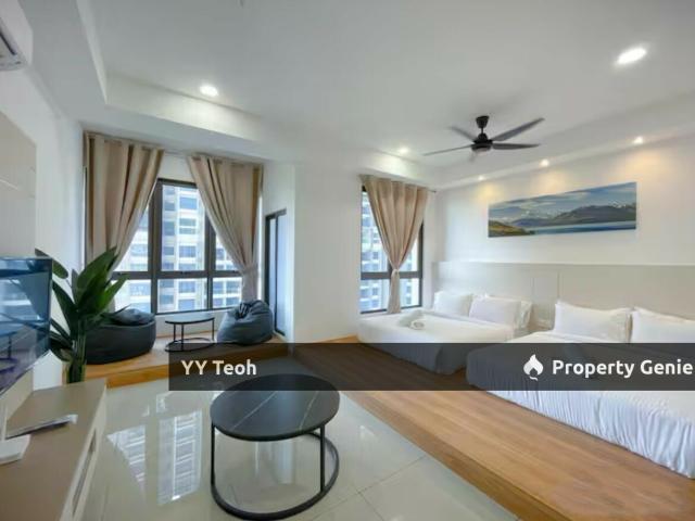 Condominium for sale in Malaka