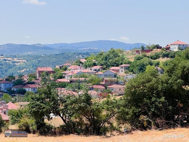 Elyapan, Bigadiç içerisinde satılık Arsa