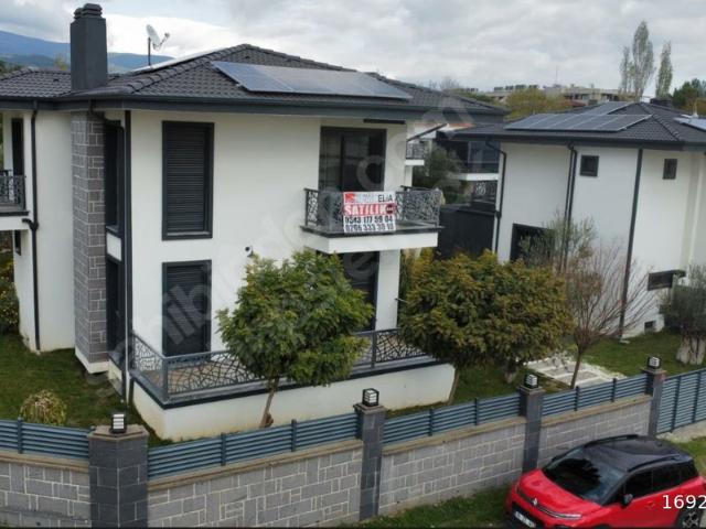 Güre, Edremit içerisinde satılık Villa