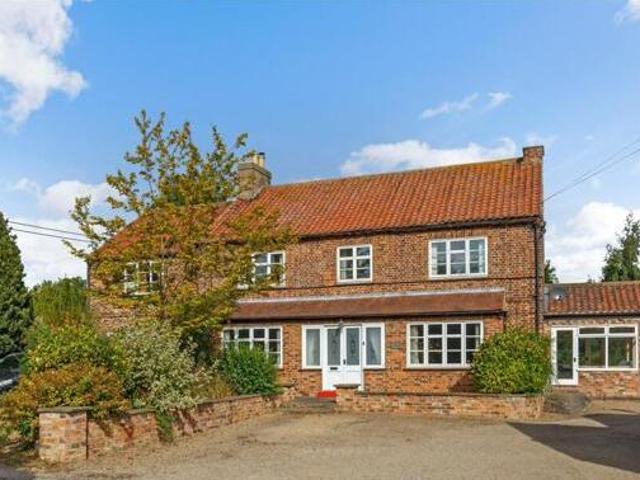 House for sale in Thirsk, North Yorkshire