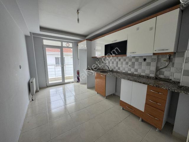 Sütlüce Mahallesi, Tepebaşı içerisinde kiralık mülk