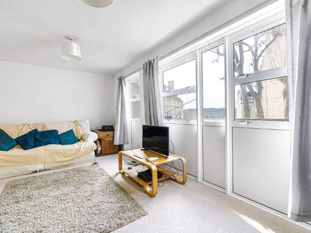 Apartment for rent in Dulcote, Bath And North East Somerset