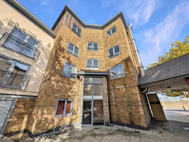Apartment for rent in Hythe, Fordham Heath