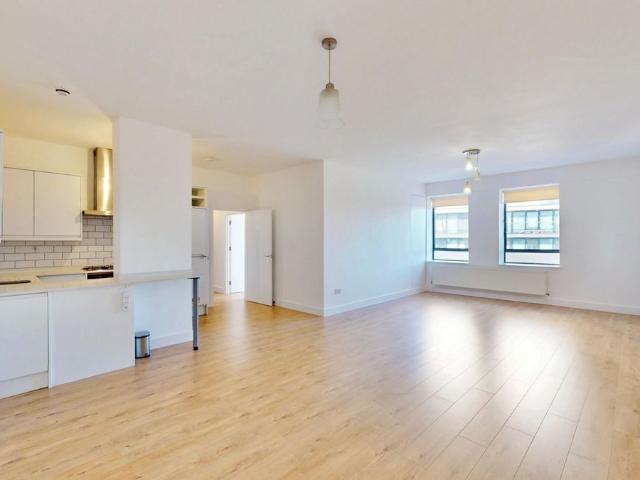 Apartment for rent in North Finchley, Greater London