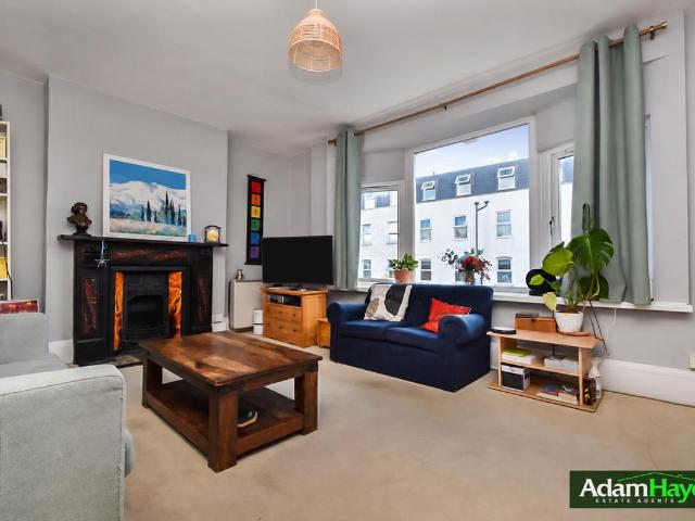Apartment for rent in North Finchley, Greater London