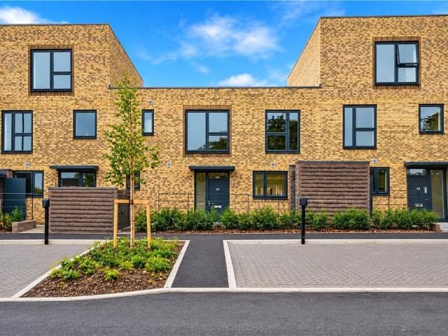 House for rent in London Borough of Bexley, Greater London