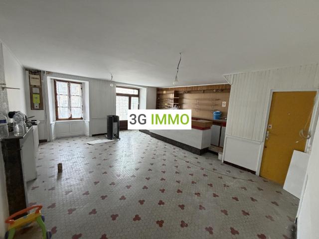Maison vente à Château-Gontier, Ballée