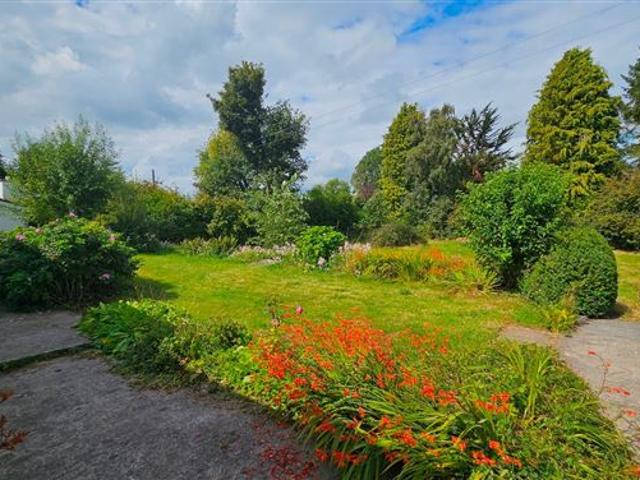 Detached House for sale in Cavan