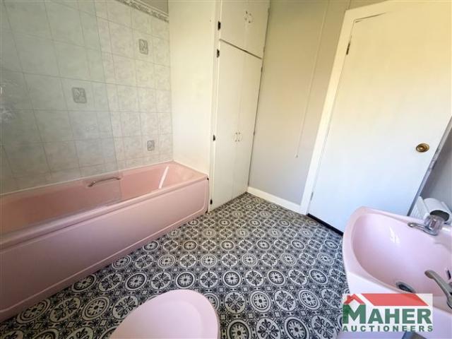 Terraced House for sale in Cashel, South Tipperary