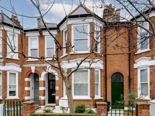 House for rent in Lyons, Greater London